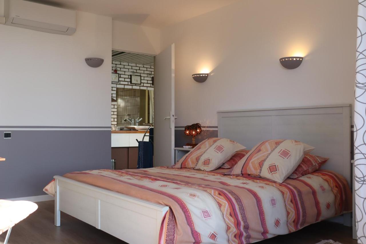 Les 3 Saisons Bed & Breakfast Кюкюрон Екстериор снимка